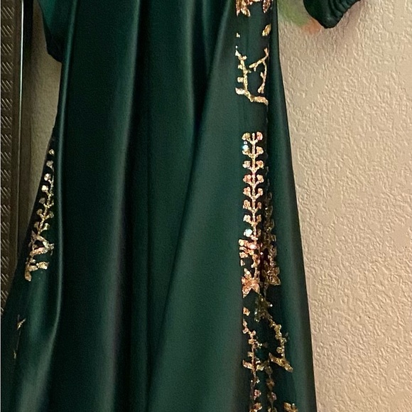 Moroccon Kaftan Dress - Picture 7 of 11
